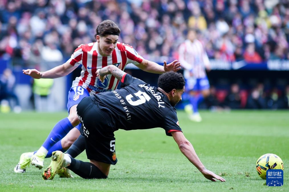 土媒：贝西克塔斯在认真追求桑乔，愿提供租借加买断的条款