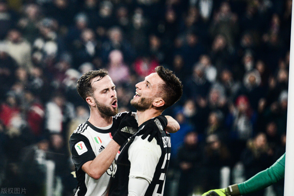 今天 06：28韩鹏中超鲁能瓦科克雷桑山东泰山马德鲁加卡扎伊什维利15