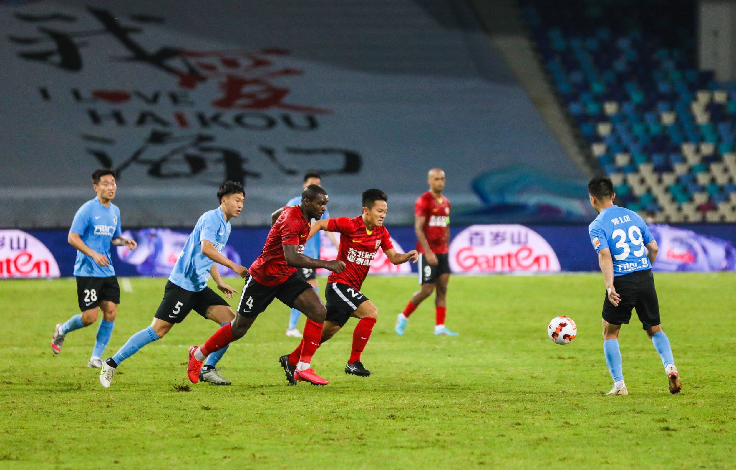 也得益于他 也得益于他