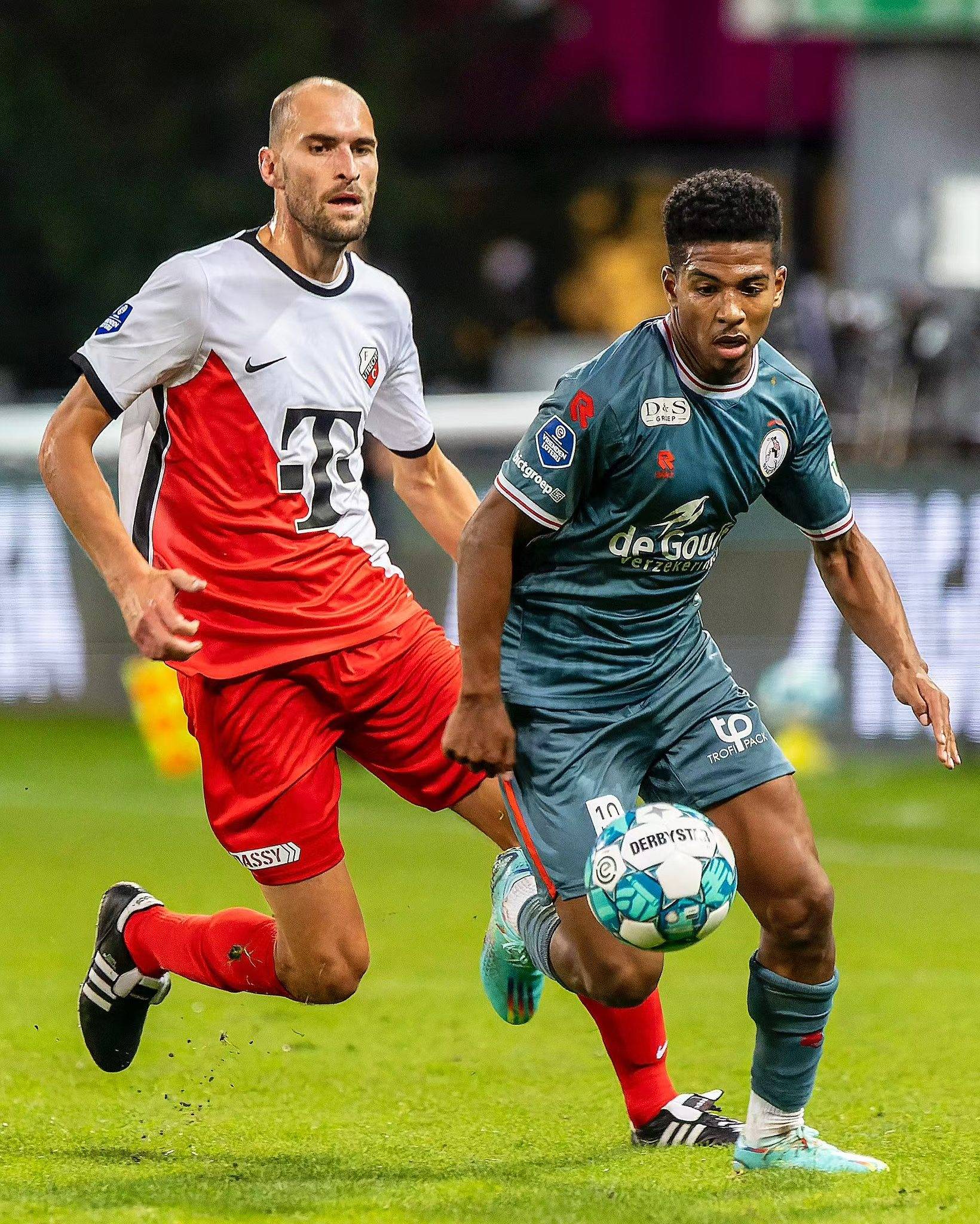 哈兰德等正 哈兰德等正