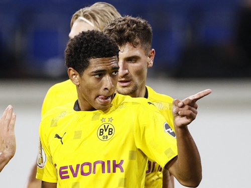 疯狂刮彩票丨莱比锡红牛已花9200万欧签下6名小妖，最大22岁