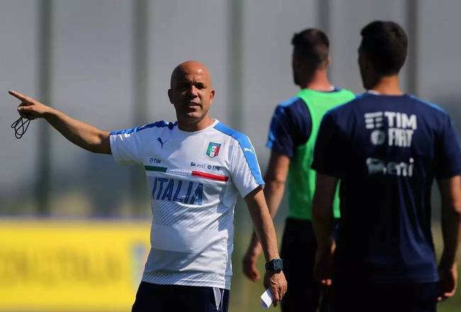 周围事物的 周围事物的