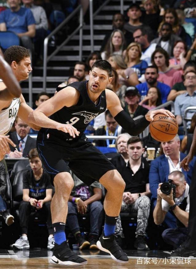 赵睿力挺胡明轩：有些球员第一场可能状态不好 教练组和队友都相信他们